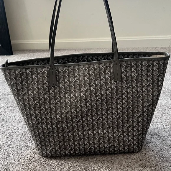 Tory Burch Ever Ready Gray Patterned Tote - Picture 8 of 8